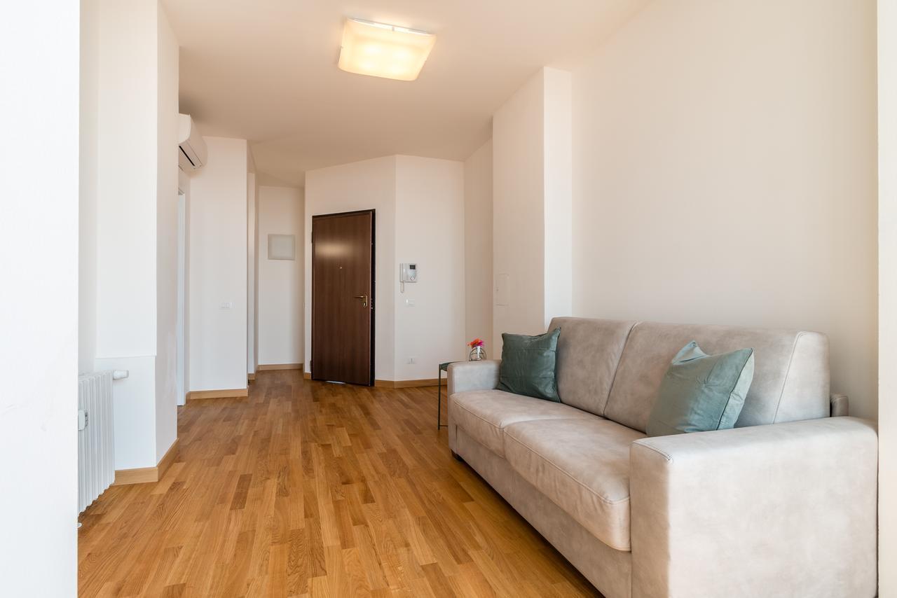 Padova Tower 13Th Floor Apartment ภายนอก รูปภาพ